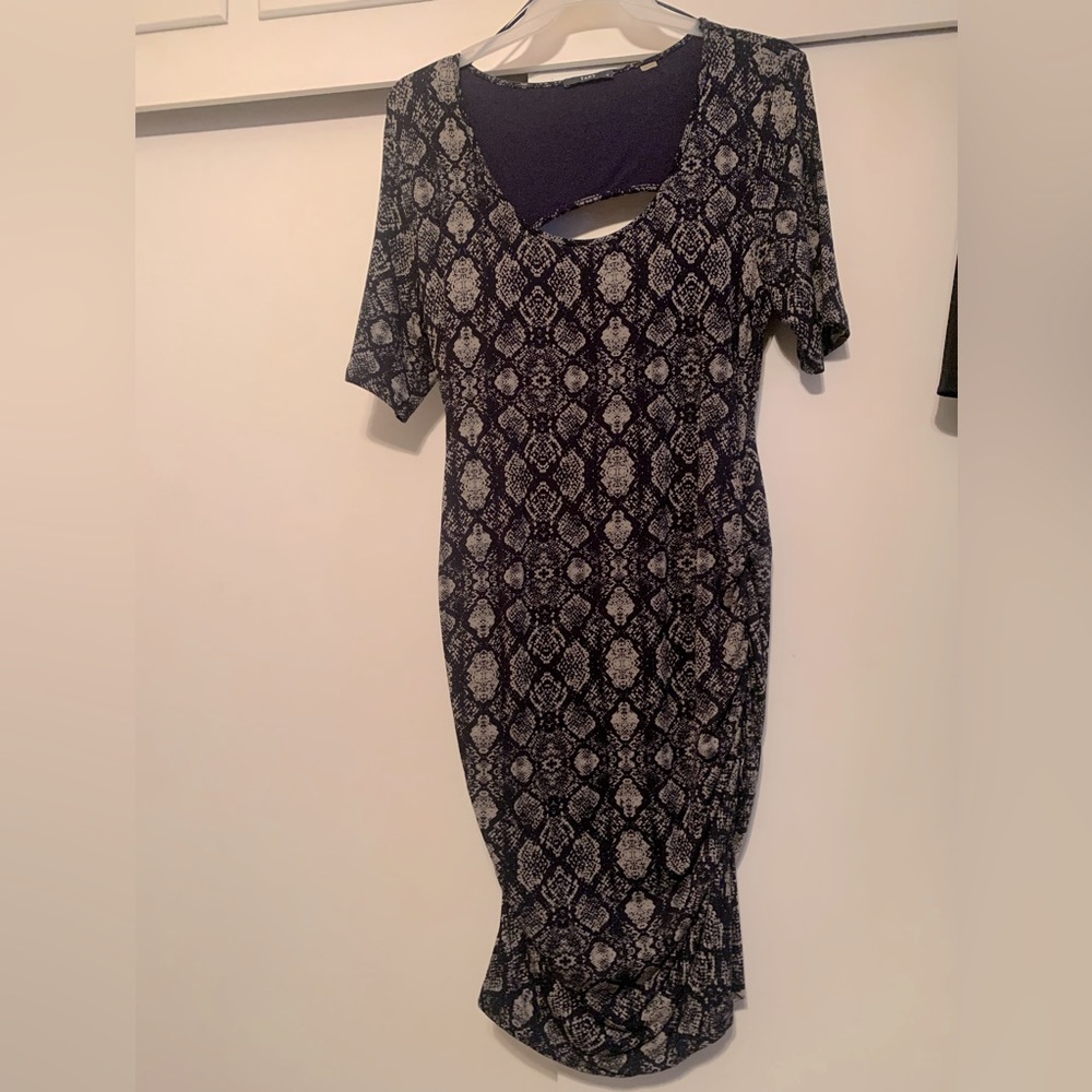 Snake-ish print pencil skirt dress
